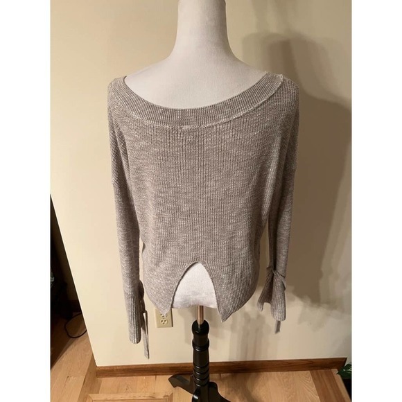 Express Grey Semi-Cropped Sweater - Picture 4 of 5
